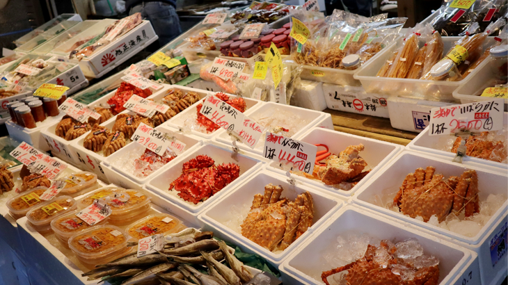 鳥取・賀露港 鮮魚市場「かろいち」特集
